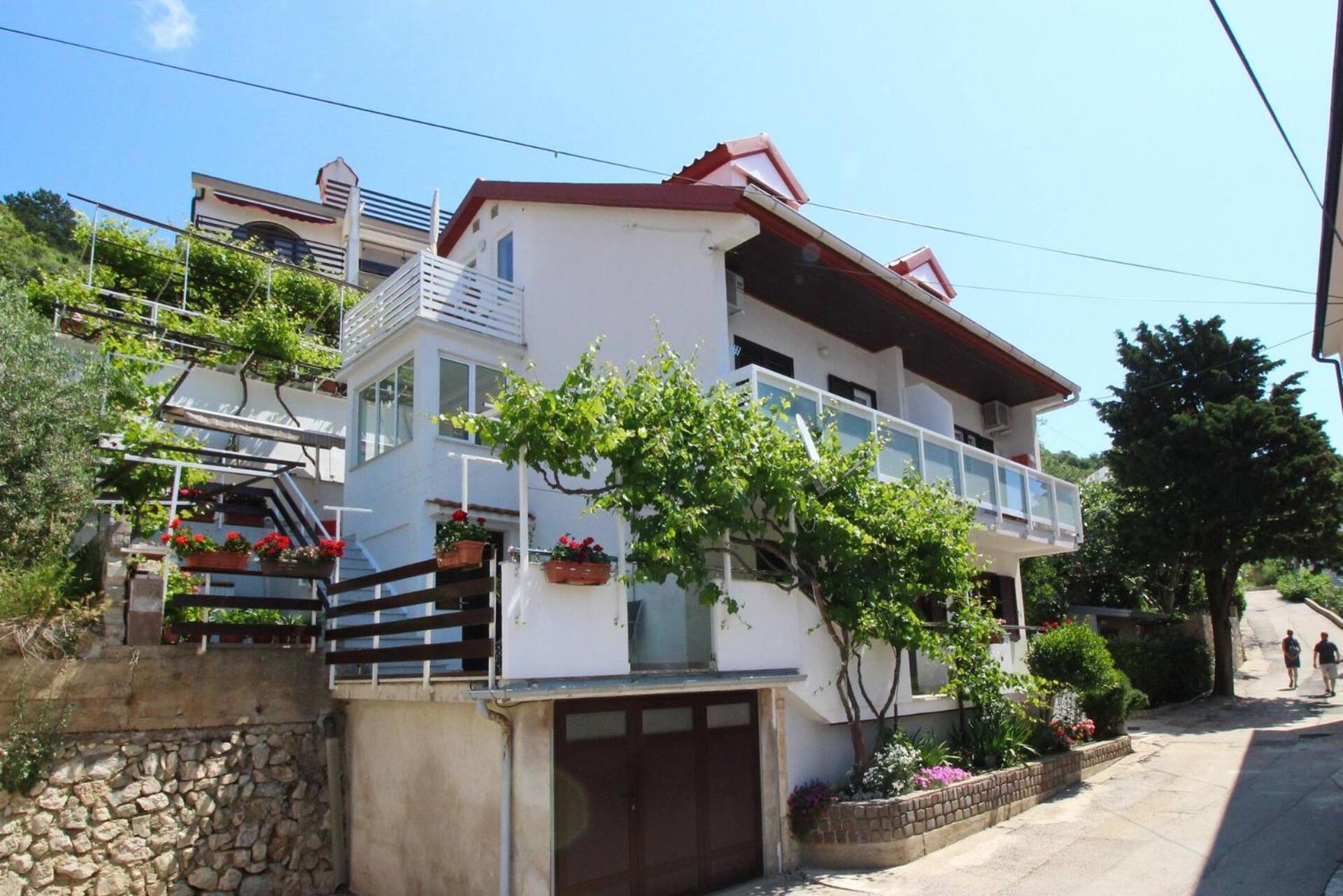 Apartments Silvija Cubranic Baska  Bagian luar foto